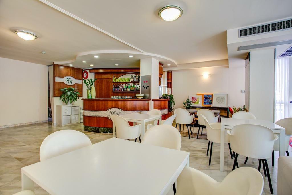 Hotel Konrad Marebello 外观 照片